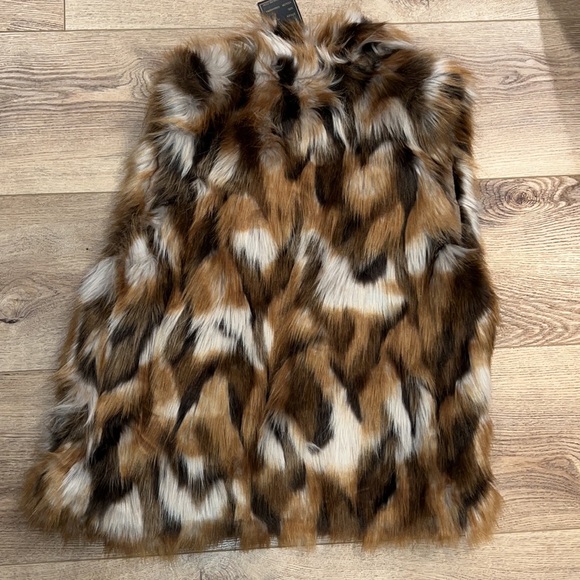 AMAZING BOHO 70S INSPIRED FAUX FUR VEST - Picture 4 of 5